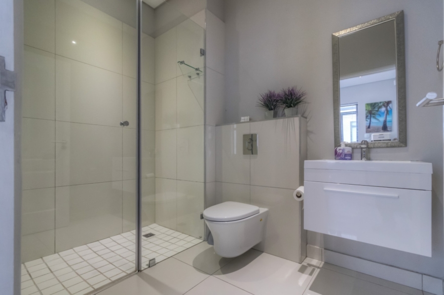 To Let 3 Bedroom Property for Rent in Paardevlei Western Cape